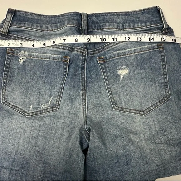 Distressed Denim Women's Shorts - Picture 7 of 8
